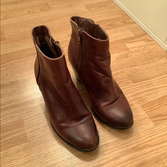 Genuine leather brown booties 🤎 - Picture 4 of 5